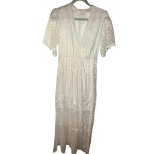 White Lace Maxi Dress with V-Neck, new, never worn. Boutique brand. Size small.